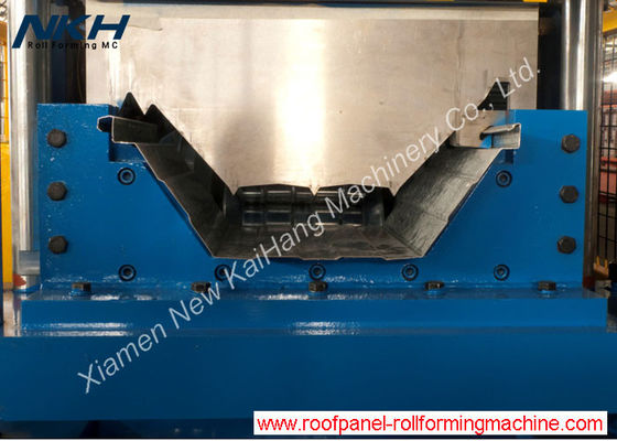 Seam Lock Metal Sheet Roof Roll Forming Machine Customized With Fixing Clip