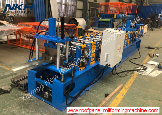Beli Kontrol PLC Purlin Sheet Roll Forming Machine Dengan Cr12Mov Blade online manufacture