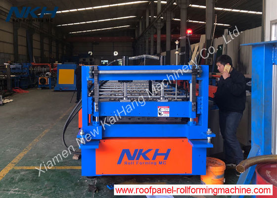 0,7mm Mesin Roll Forming Panel Atap Bergelombang 25m / mnt