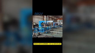 Mesin roll forming dengan stacker Palletizer bekerja secara terkoordinasi – bekerja sama, bekerja dengan mudah!